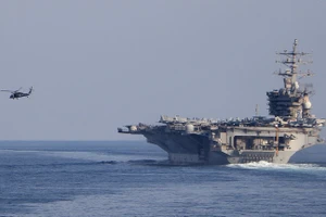 Tàu sân bay USS Dwight D. Eisenhower của Hải quân Mỹ. (Ảnh: AFP)