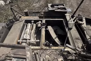 Chùm ảnh xe tăng M1 Abrams đầu tiên bị phá hủy 