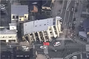 Hình ảnh Nhật Bản ngổn ngang sau trận động đất vào ngày đầu năm mới