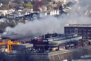 Cháy nhà máy quân sự ở thành phố Scranton.