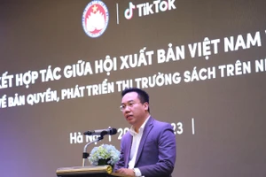 Thúc đẩy văn hoá đọc, ‘dẹp nạn’ sách giả qua mạng xã hội