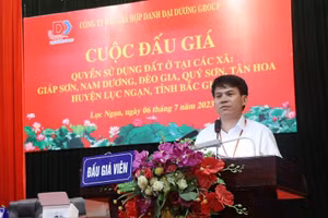 Một buổi đấu giá do Công ty đấu giá hợp danh Đại dương Group tổ chức. Ảnh: lucngan.bacgiang.gov.vn
