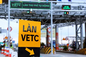 Mức thu phí sử dụng đường bộ mới áp dụng từ 1/2/2024.