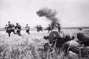 Hồng quân Liên Xô giải phóng Crimea tháng 5 năm 1944.