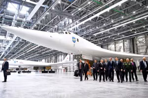 Oanh tạc cơ Tu-160M của Nga.