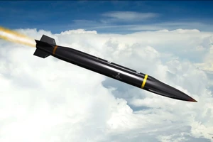 Tên lửa Mako được Lockheed Martin và CoAspire giới thiệu.