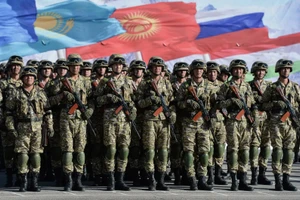 Hình ảnh một cuộc tập trận chung của CSTO.