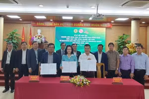 Lễ ký kết thỏa thuận hợp tác diễn ra thành công.