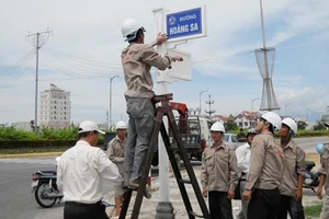 Đà Nẵng gắn biển tên đường Hoàng Sa, Trường Sa