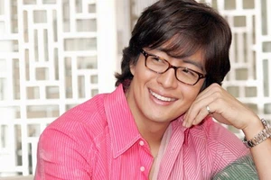 Bae Yong Joon sẽ ra mắt nhóm nhạc thần tượng nam năm 2012