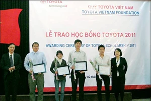 Quỹ Toyota Việt Nam trao 146 suất học bổng cho sinh viên xuất sắc