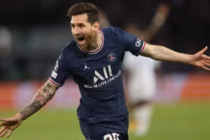 Video: 4 tuyệt phẩm đẹp nhất lượt hai Champions League