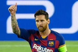 Messi chuẩn bị ký hợp đồng mới với Barcelona.