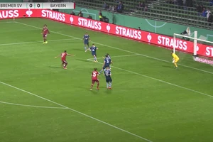 Video: Bayern Munich thắng ‘kinh hoàng’ 12-0