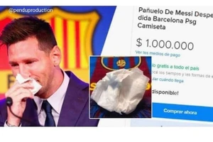 Chiếc khăn lau nước mắt của Messi được hét giá tới hơn 23 tỷ đồng.