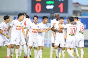 Hoàng Anh Gia Lai đang dẫn đầu V-League 2021.