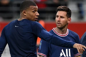 Mbappe nói điều bất ngờ khi được chơi bóng cạnh Messi.