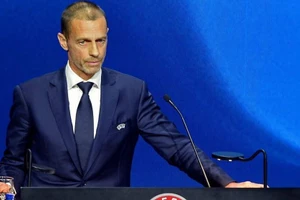 Chủ tịch UEFA Aleksander Ceferin tuyên bố phạt nặng 3 đội bóng không chịu "quay đầu làm bờ".