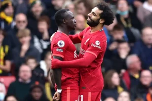 Salah toả sáng rực rỡ trong chiến thắng 5-0 của Liverpool.