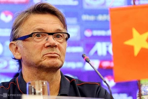 Phù thủy trắng Troussier từng ấp ủ tham vọng đưa Việt Nam dự World Cup 2026.