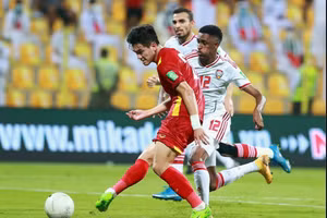 Tiến Linh ghi bàn cho tuyển Việt Nam vào lưới UAE.