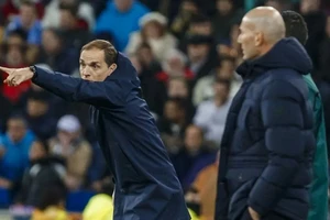 Zidane đang "lép vế" hơn so với đồng nghiệp Tuchel.