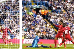 Video: Liverpool vùi dập Leeds 3 bàn không gỡ