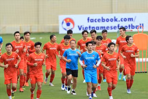 Saudi Arabia điều chuyên cơ đón thầy trò HLV Park Hang-seo tại Dubai (UAE).