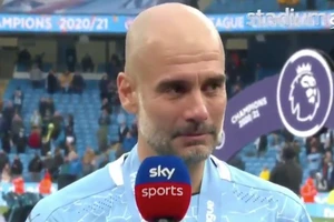 Pep Guardiola xúc động khi nói về trò cưng Aguero.