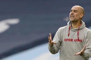 Pep Guardiola cán mốc 500 chiến thắng trong sự nghiệp huấn luyện viên.