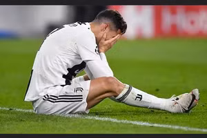 Ronaldo không thể giúp Juventus bay xa như kỳ vọng.