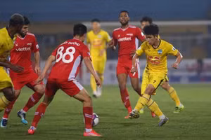 HAGL thắng thuyết phục Viettel 3-0 ngay trên sân Hàng Đẫy