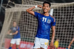 Tiền vệ Hoy Phallin của tuyển Campuchia.