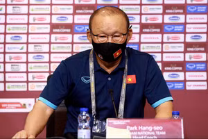 HLV Park Hang-seo thừa nhận cầu thủ Việt Nam đang gặp áp lực ở AFF Cup 2020