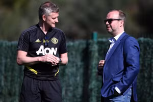 Solskjaer được Ed Woodward đảm bảo tương lai ở Man Utd