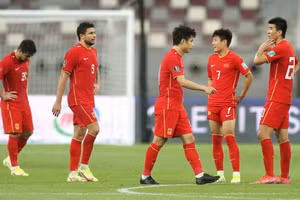 Trung Quốc có dàn cầu thủ với thể hình cao to.