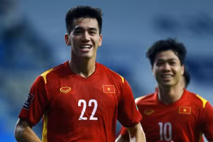 Chuyên gia trong nước nhận định đối thủ quá mạnh so với tuyển Việt Nam ở vòng loại World Cup 2022.