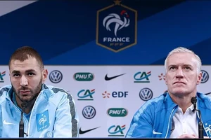 Deschamps (phải) "từ mặt" Benzema suốt 5 năm qua.