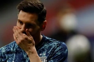 Messi đang mất đi số tiền lên tới 100.000 Euro/ngày.