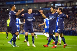 Foden và Gundogan định đoạt trận đấu ngay trong hiệp một.