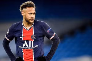 Neymar quyết định gắn bó với PSG đến năm 2026.