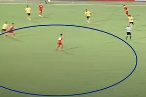 Việt Nam từng khai thác "tử huyệt" của Malaysia để ghi bàn.