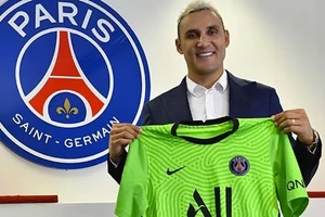 PSG gia hạn thành công với thủ thành Navas.