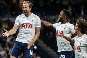 Video: Harry Kane lập cú đúp, Totenham đại thắng 