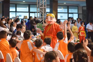 Thiếu nhi Thủ đô tưng bừng vui đón đêm hội Trung thu cho em