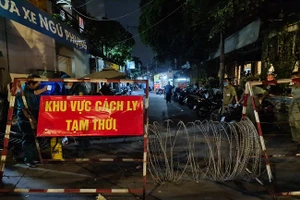 Lực lượng chức năng TPHCM đã phong tỏa cách ly khu vực có ca nghi nhiễm Covid-19 ở quận Gò Vấp (Ảnh: HCDC)