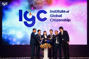 Lãnh đạo Tập đoàn Giáo dục IGC công bố ra mắt thương hiệu mới IGC tại buổi lễ.