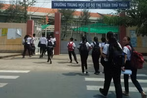 Trường THCS Thị trấn Thủ Thừa- Thủ Thừa, Long An nơi xảy ra vụ việc ( Ảnh: Lê Đức)