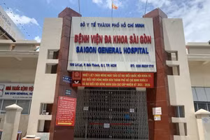 Bệnh viện Đa khoa Sài Gòn tạm ngưng khám bệnh ngoại trú để phòng dịch.(Ảnh: IT).