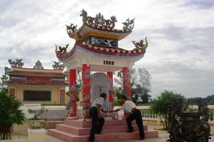 Lăng mộ Phạm Phú Thứ tại Quảng Nam.